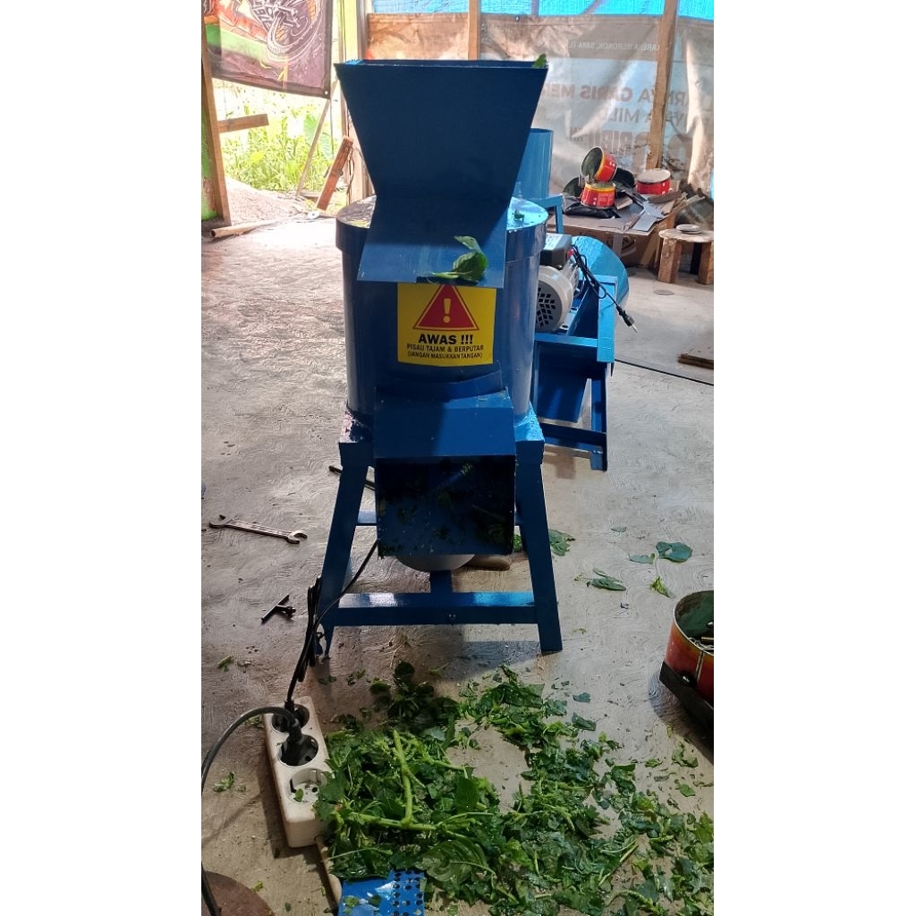 mesin pencacah rumput coper rumput pakan ternak