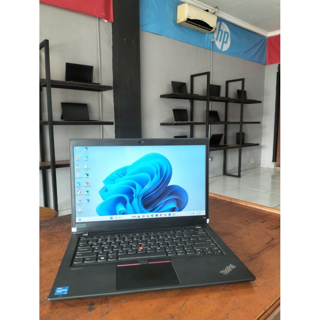 Laptop second Lenovo thinkpad t14s core i5 gen 11 ram 16gb SSD 256gb 14"