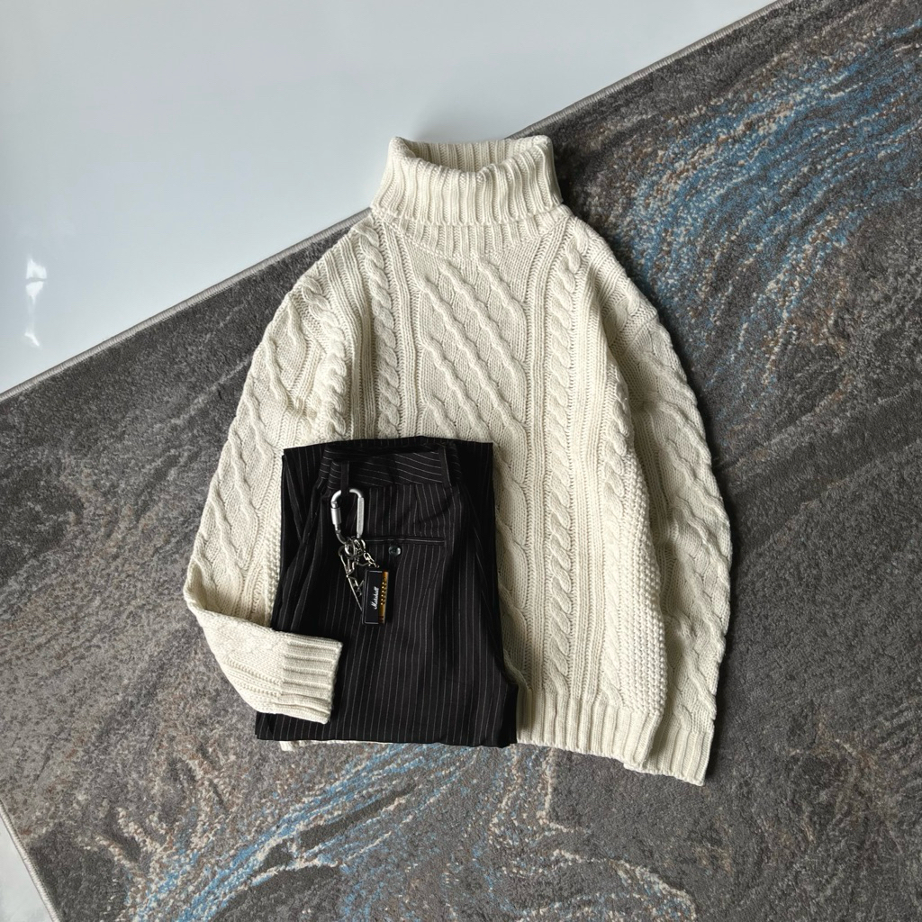 KNIT SWEATER TBJ NEARBY