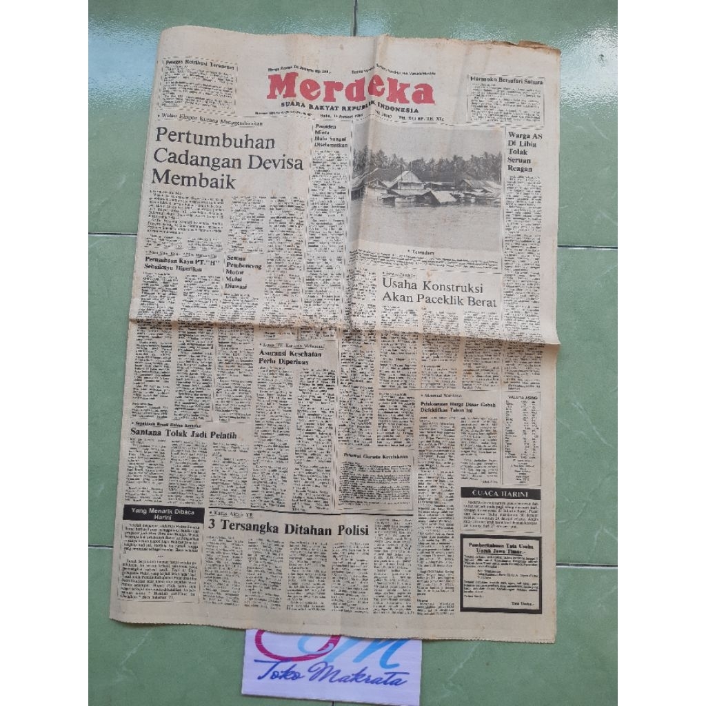 koran MERDEKA tanggal 15 januari 1986 jadul lawas lama
