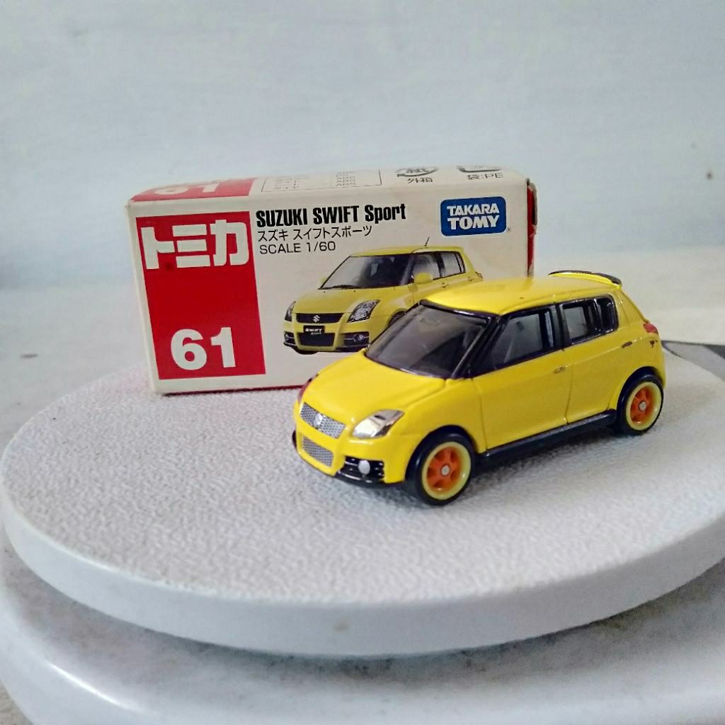 Tomica Suzuki swift ganti ban karet