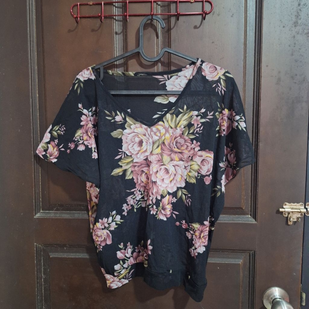 Outer bunga transparan vintage