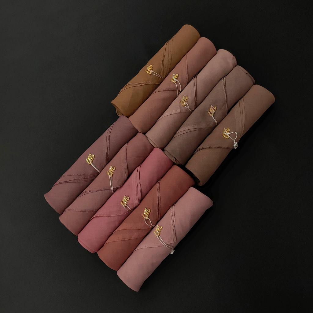 Kerudung Paris UMAMA Premium Posh Pouch 110X110CM