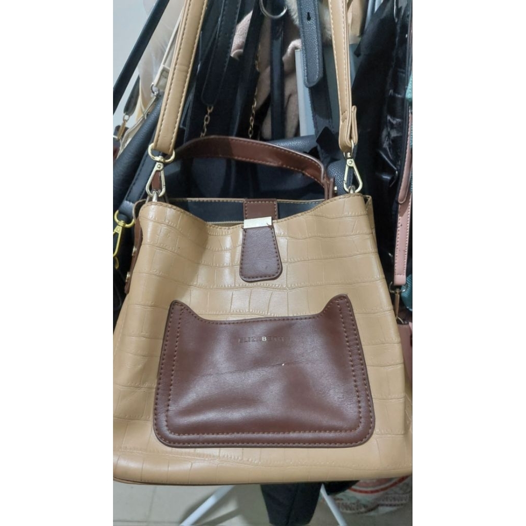 Preloved Tas Elizabeth
