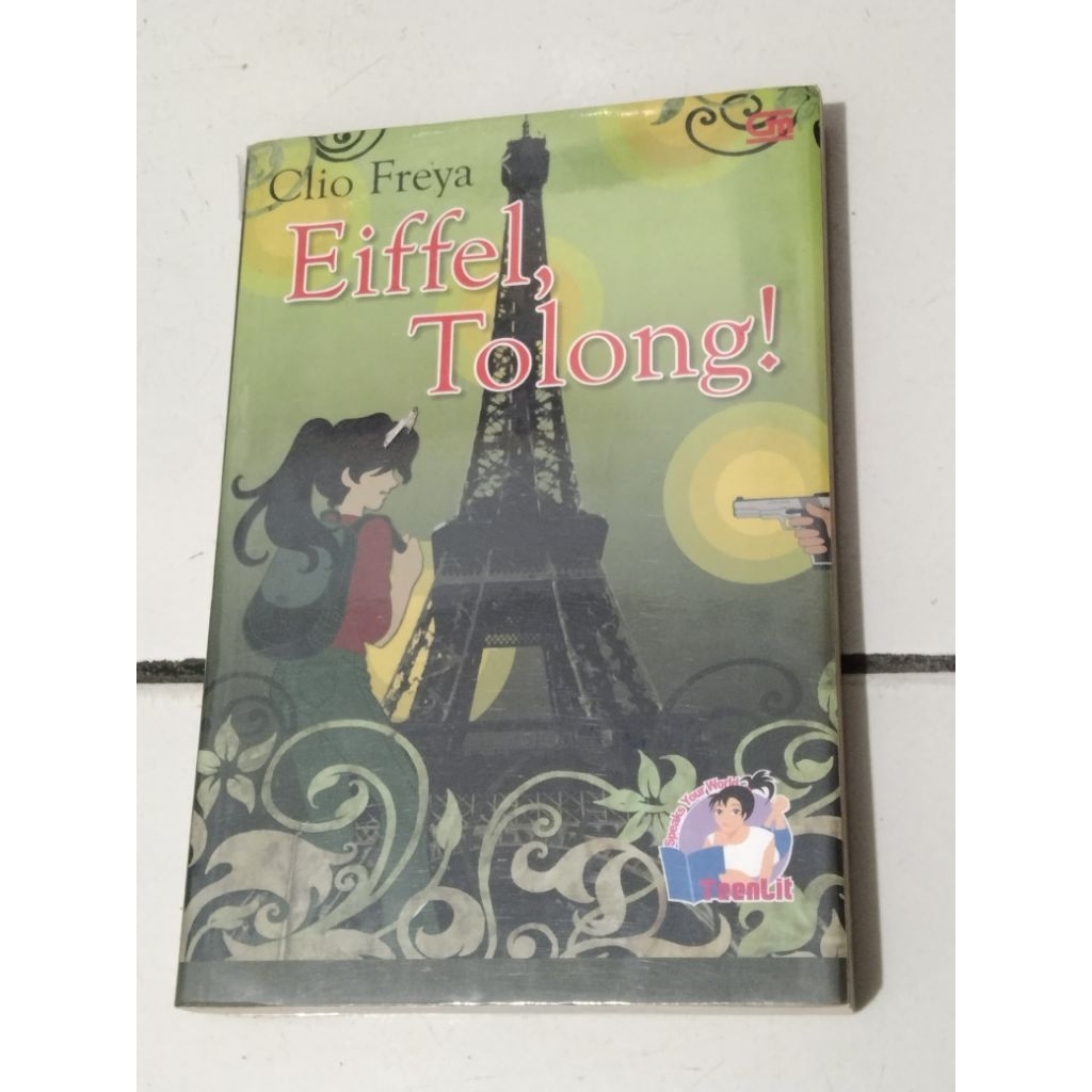 Novel series teenlite Eiffel,tolong by Clio Freya ori
