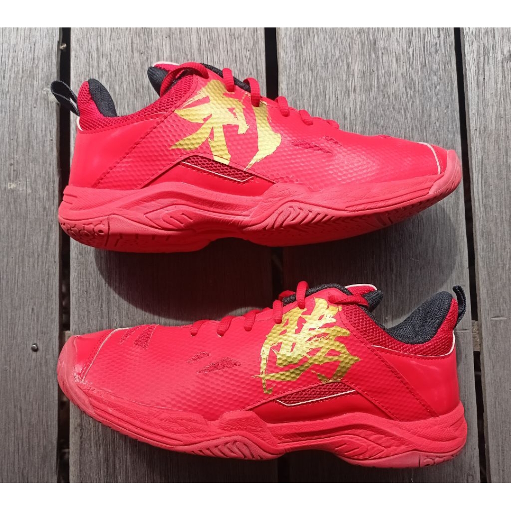 Sepatu Badminton (Victor A660V)