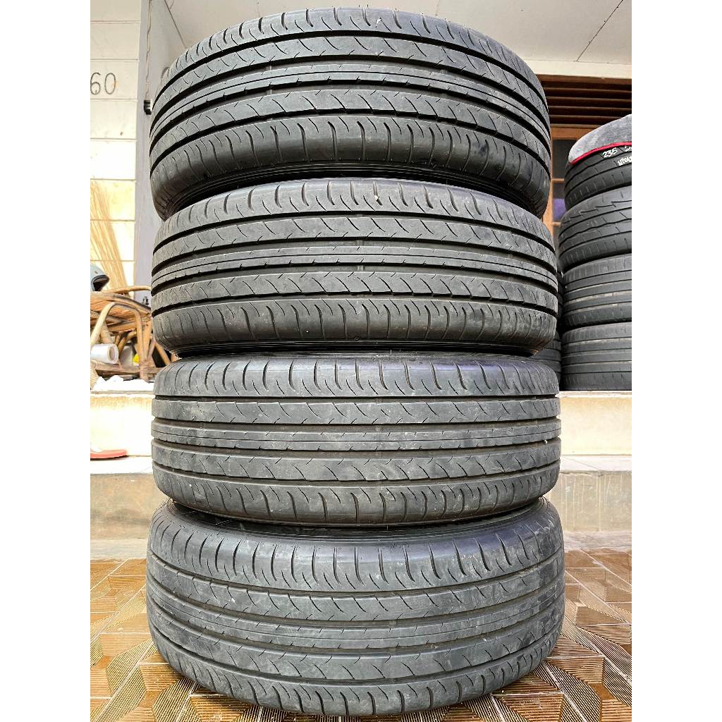 Ban Dunlop SP Sport Maxx050 225 60 r18 4Pcs