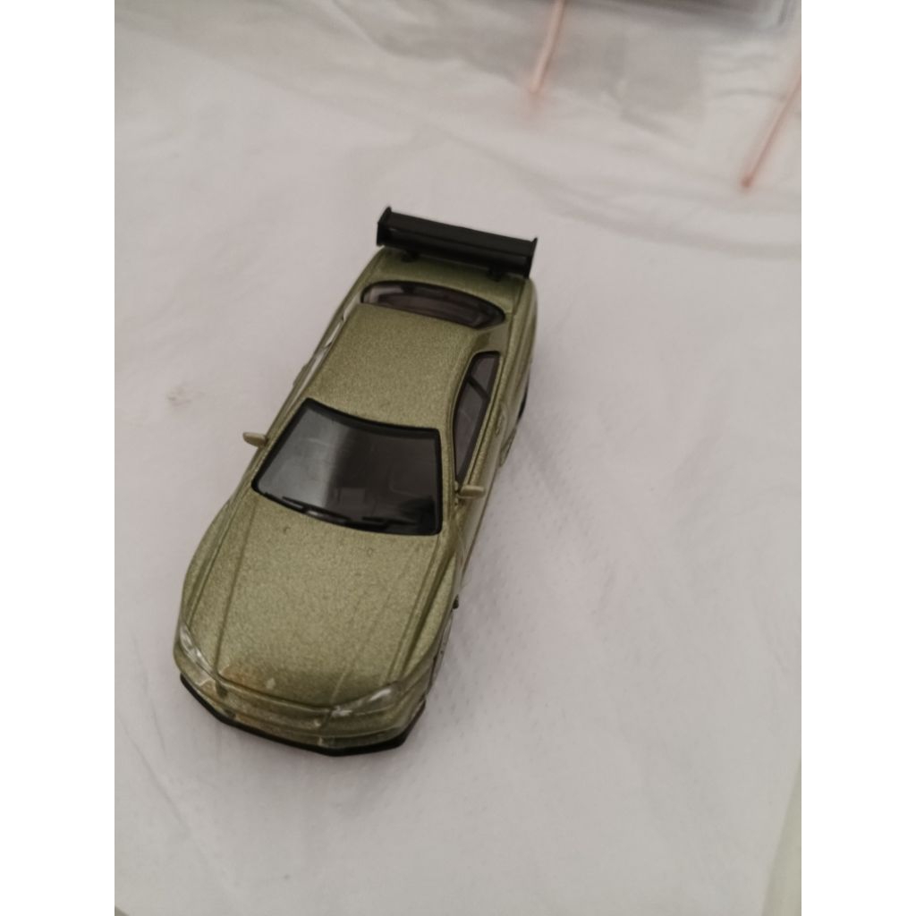 mini GT Nissan Skyline GT-R R34 .