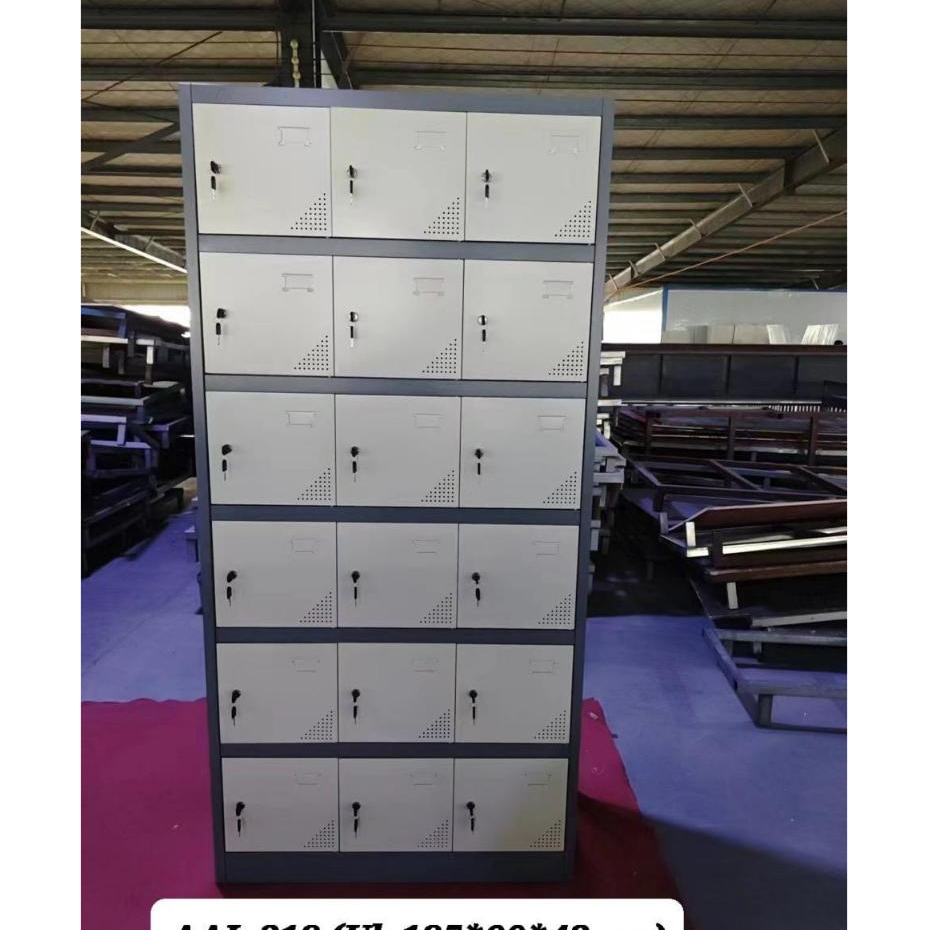 Loker Besi 18 Pintu- Loker Besi AAL 318