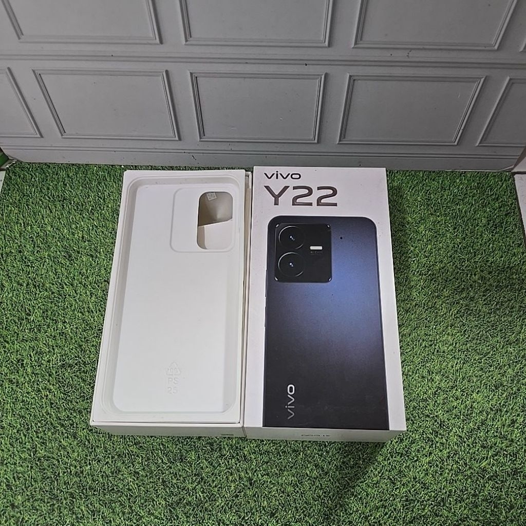 Kardus HP ori vivo y22 4/64(bekas)