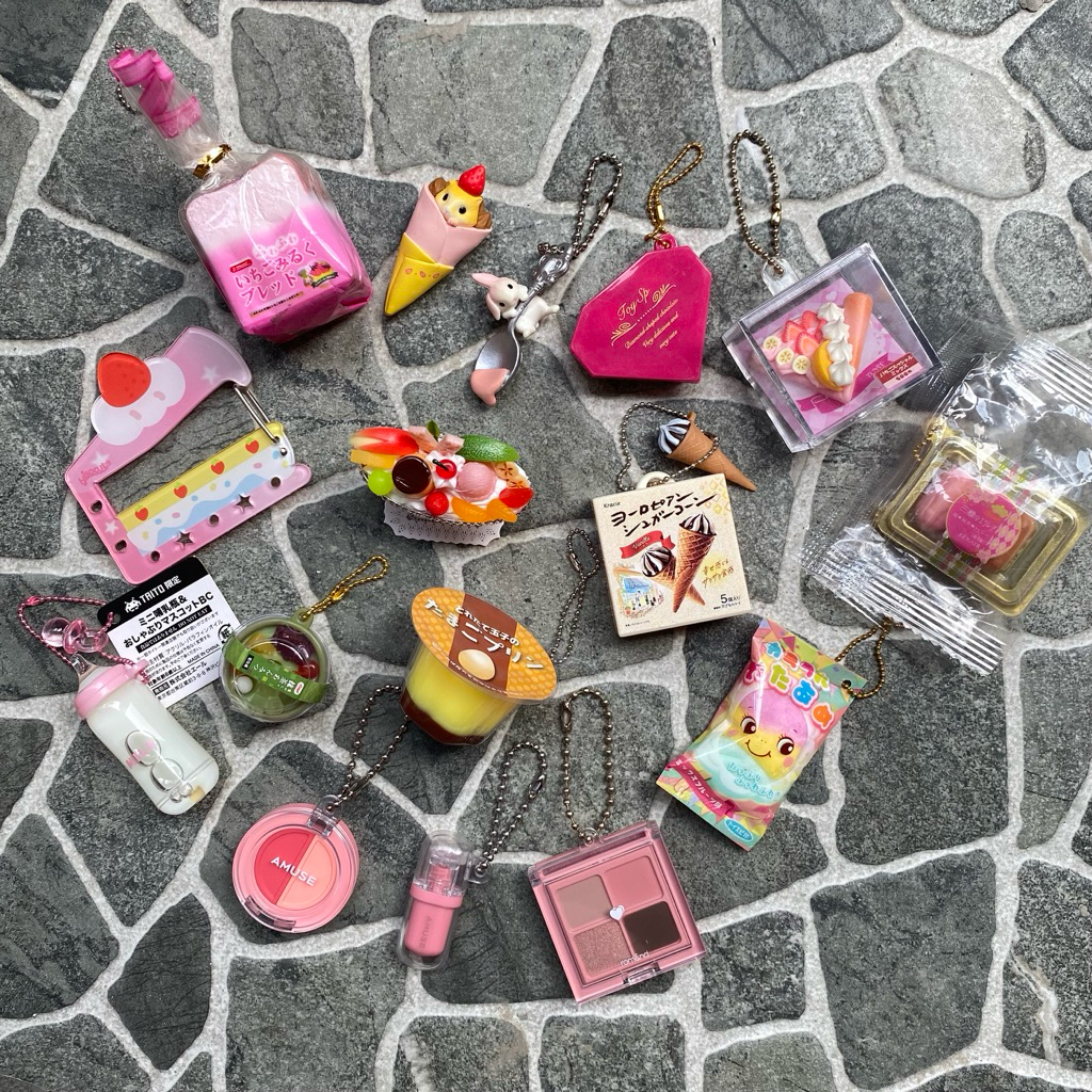 Various Trinkets Food keychain carabiner strap phone gacha