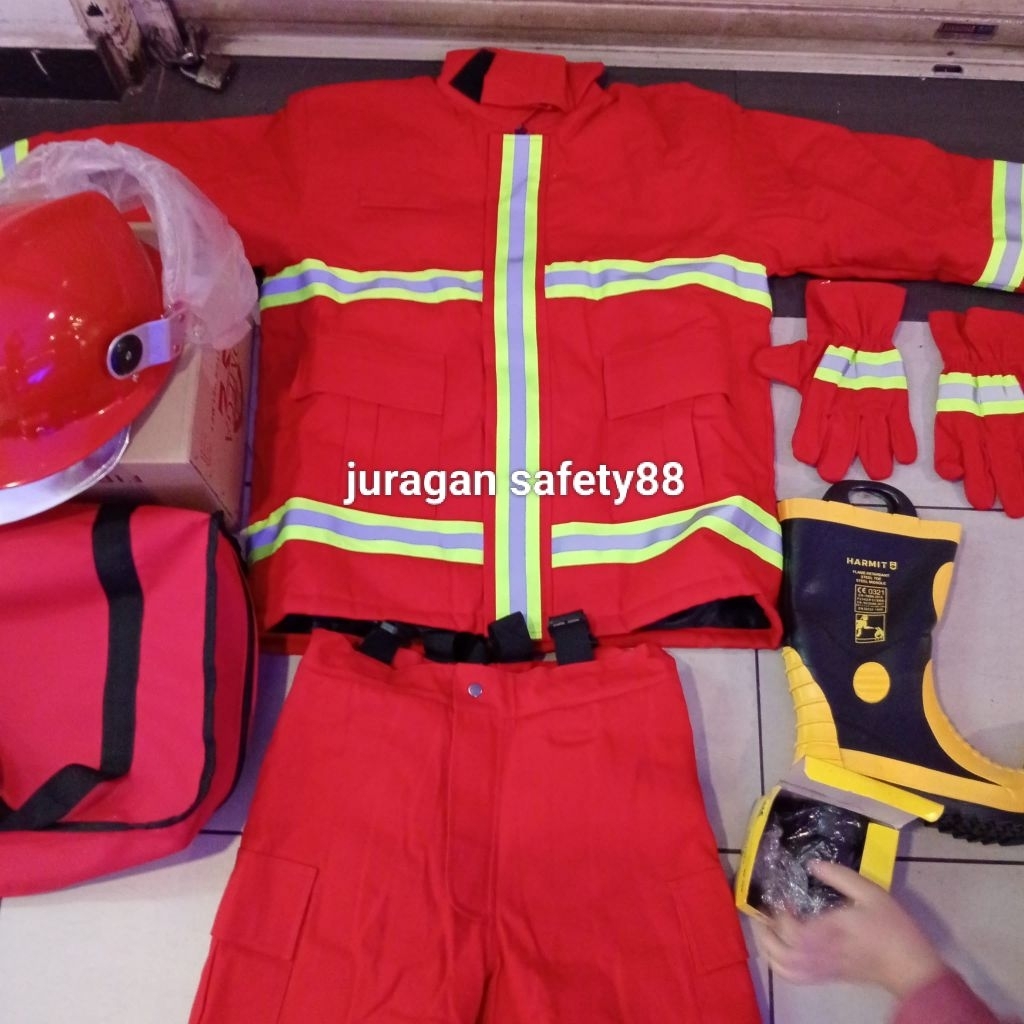 Baju Pemadam Kebakaran Nomex IIIA / Set Lengkap