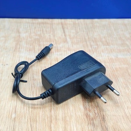 ADAPTOR 12V 2A ac dc pengubah arus ac ke dc untuk menyalakan lampu 12 volt motor mobil