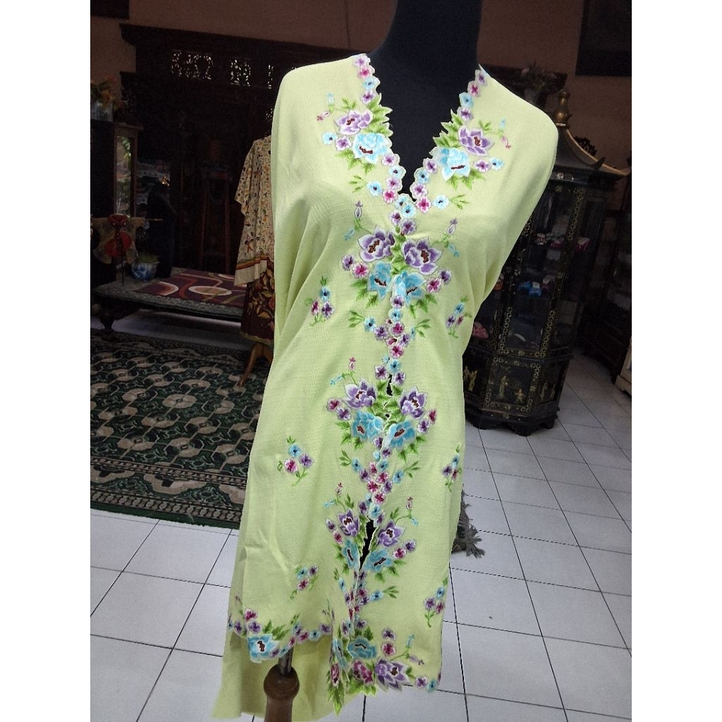 Bahan Kebaya Encim/Bahan Kebaya Bordir/Kebaya Encim Bahan/Kebaya Bordir Bahan