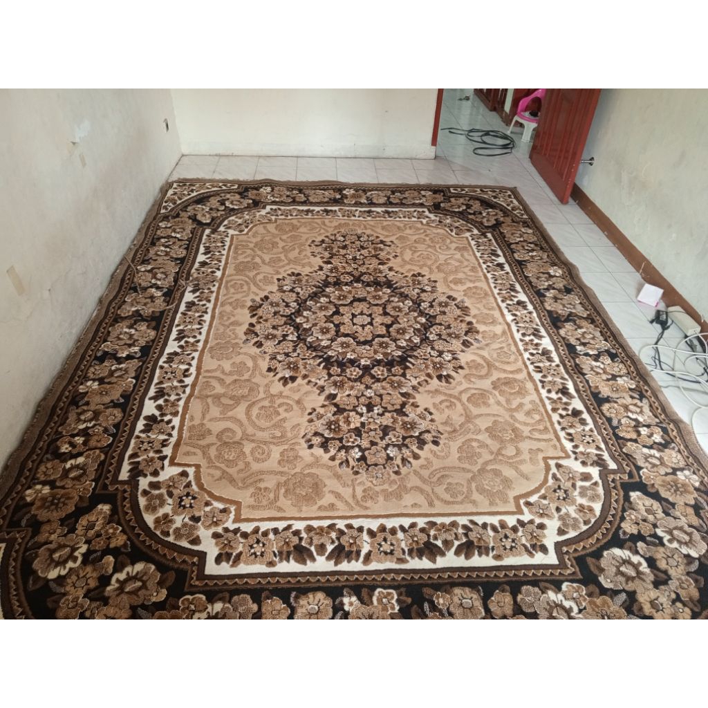 preloved karpet permadani CONCORD jumbo 250x330 tebal lembut empuk