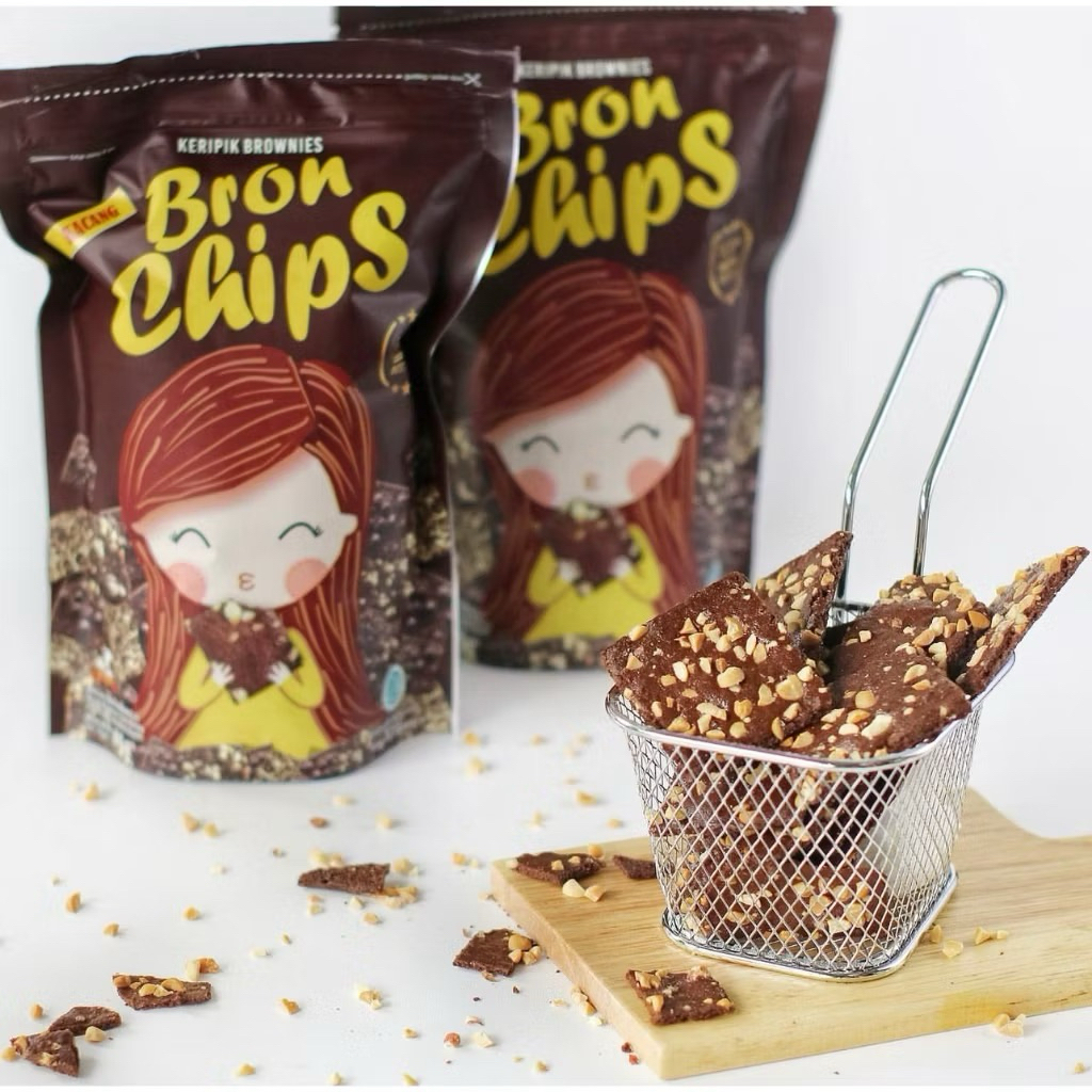 Bronchips Keripik Brownies Crispy 60gr - Cara Baru Makan Brownies - Cemilan Enak - Cemilan Viral