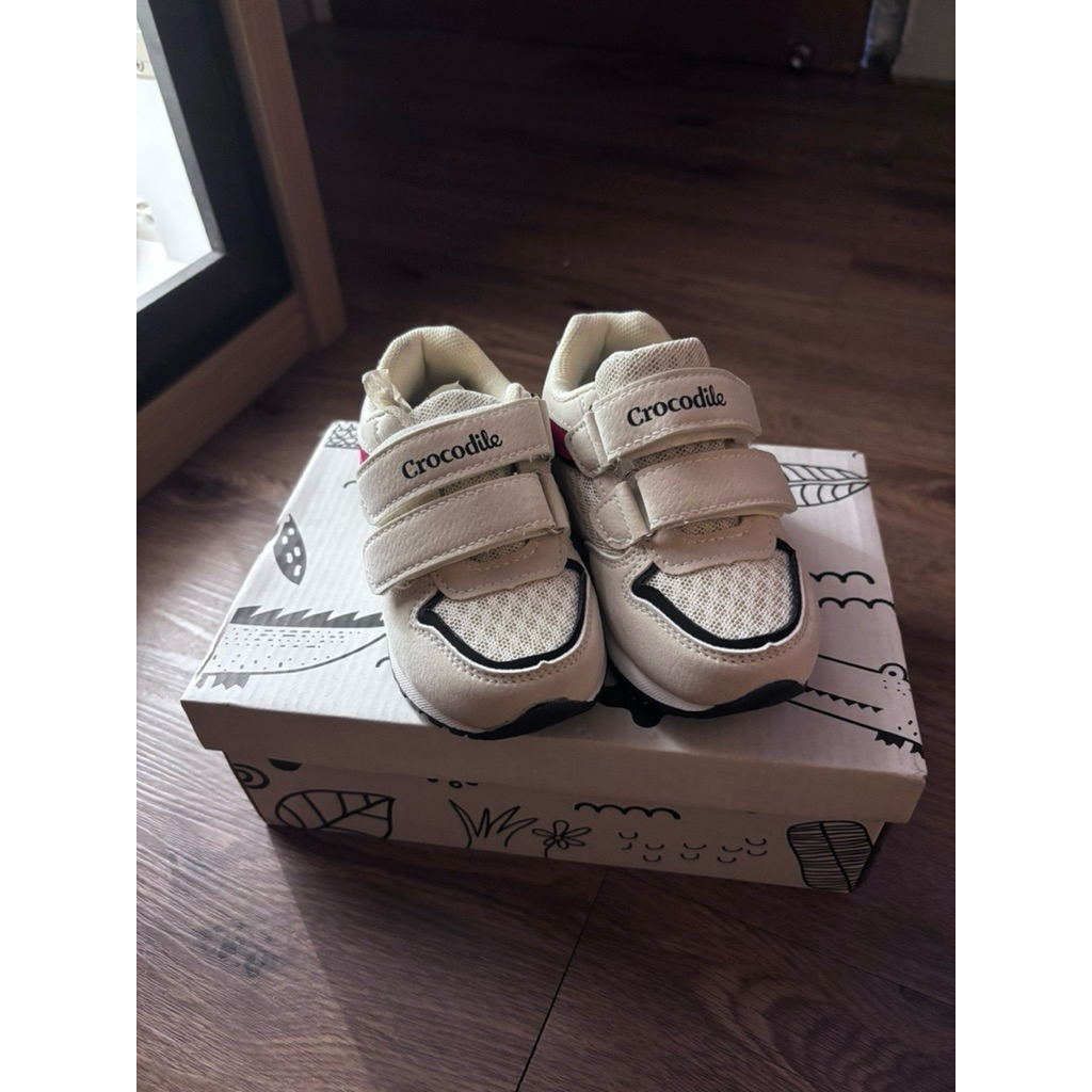 sepatu anak crocodile