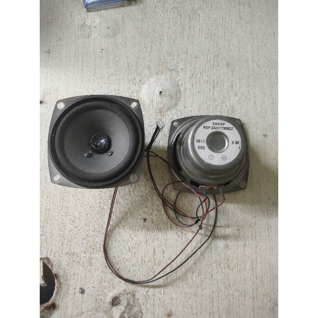 speaker tv Sharp 21in 5W cabutan