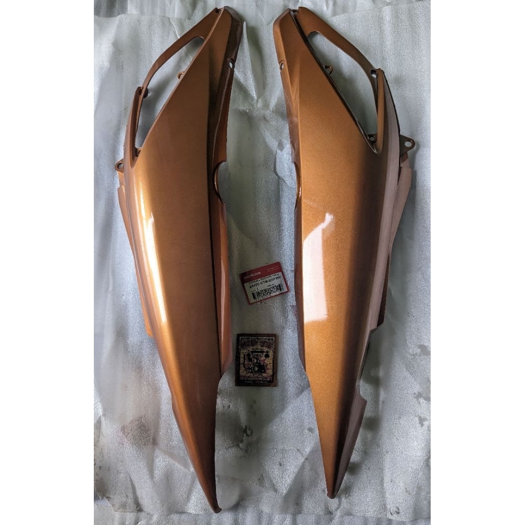 Cover Body Honda Supra X125 Old OriginaL Baru AHM Warna Orange 64420-KTM-850FMR