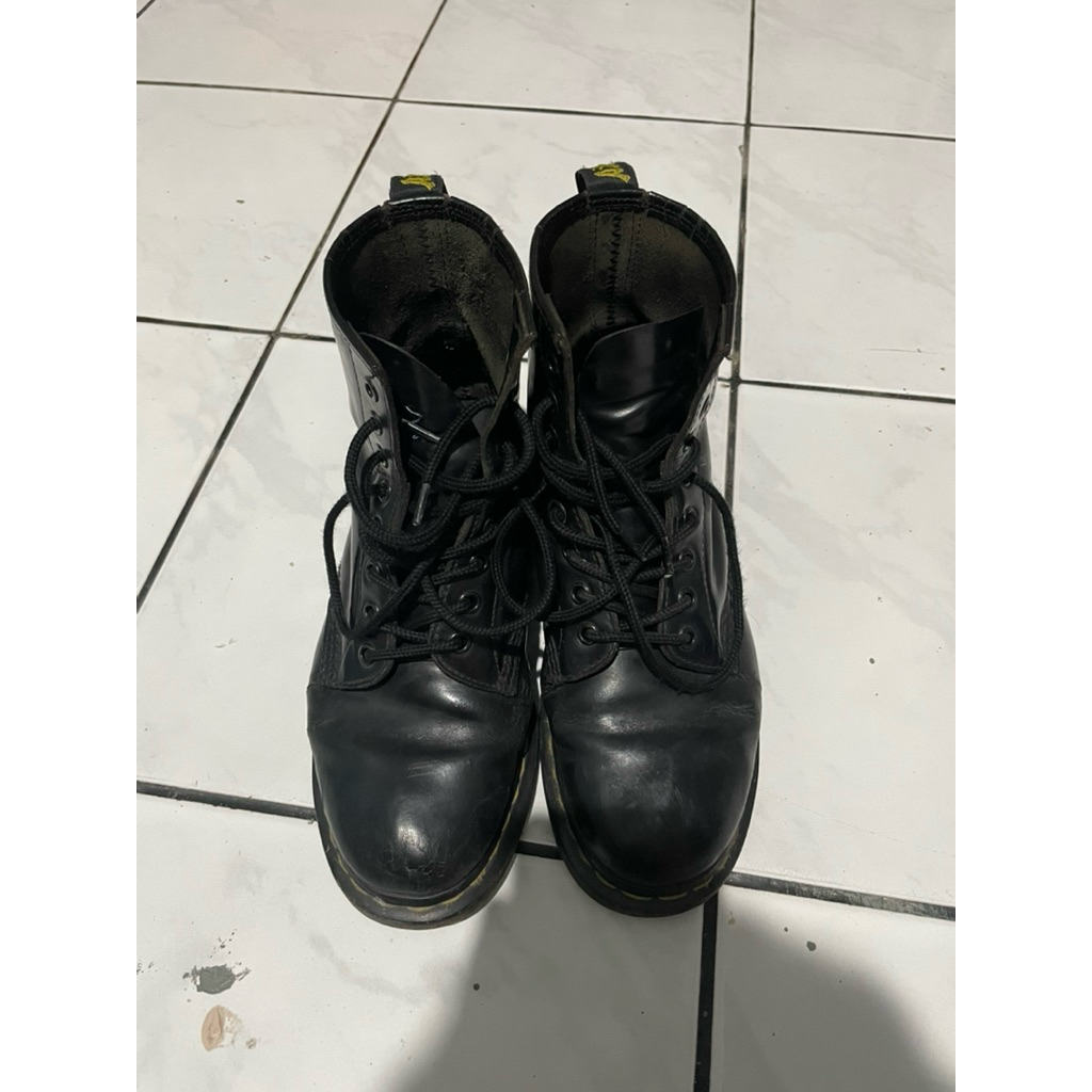docmart dr martens