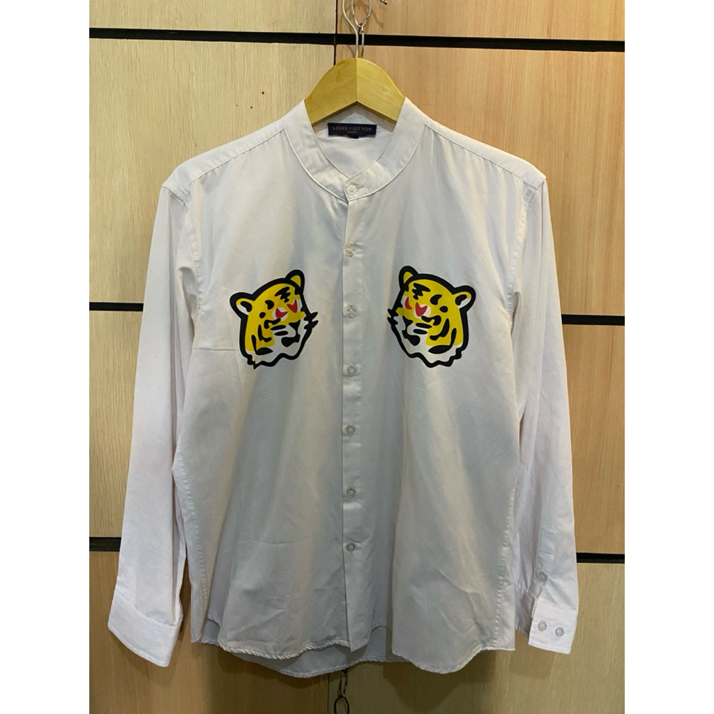 kemeja Louis vuitton
