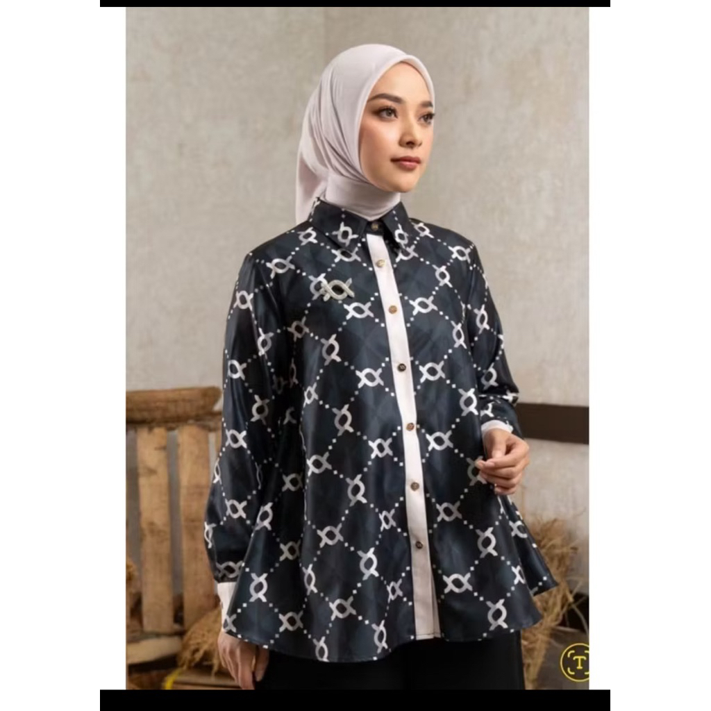 Preloved ,,, Wearing klamby calya , hitam size L