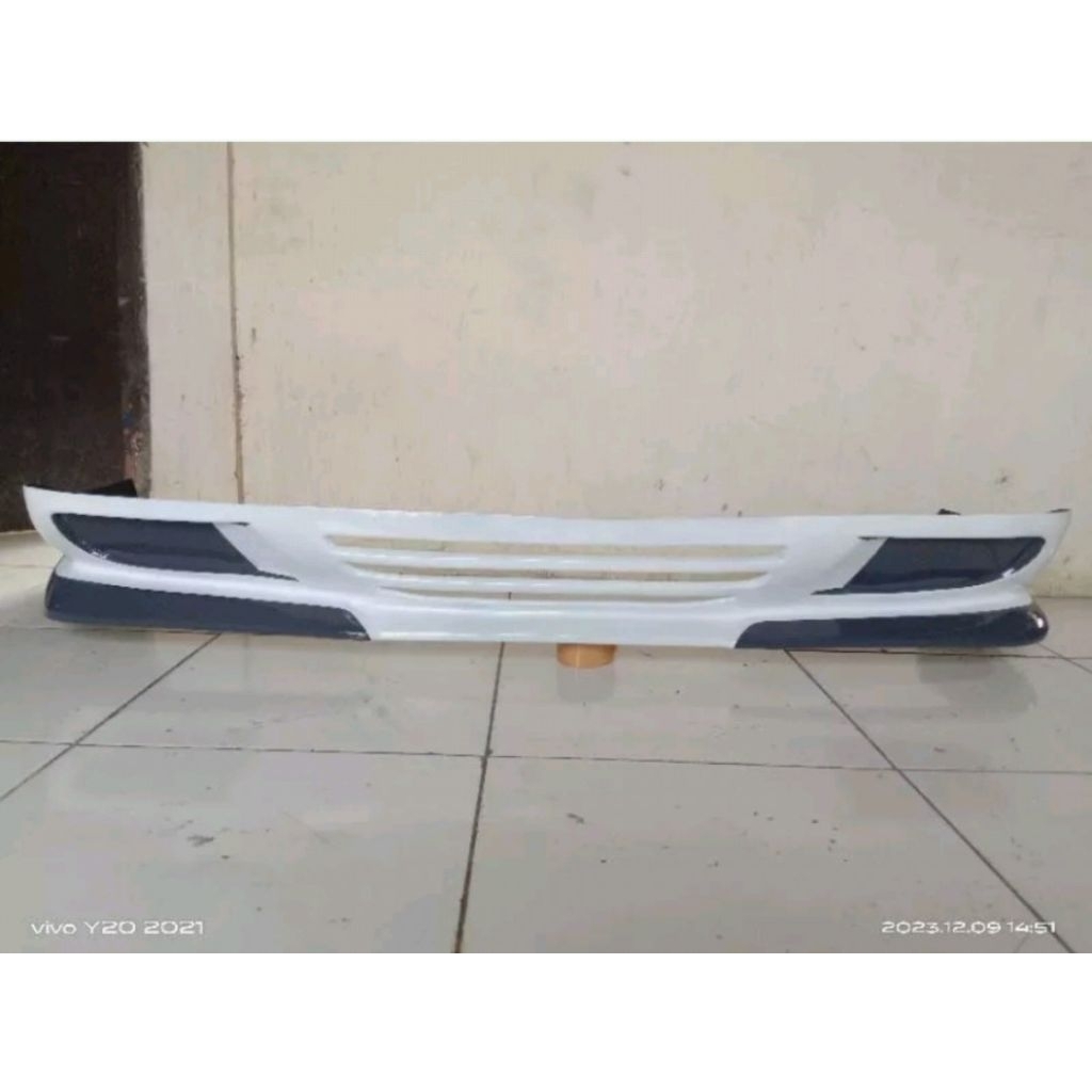 Bemper Depan Carry 1.0