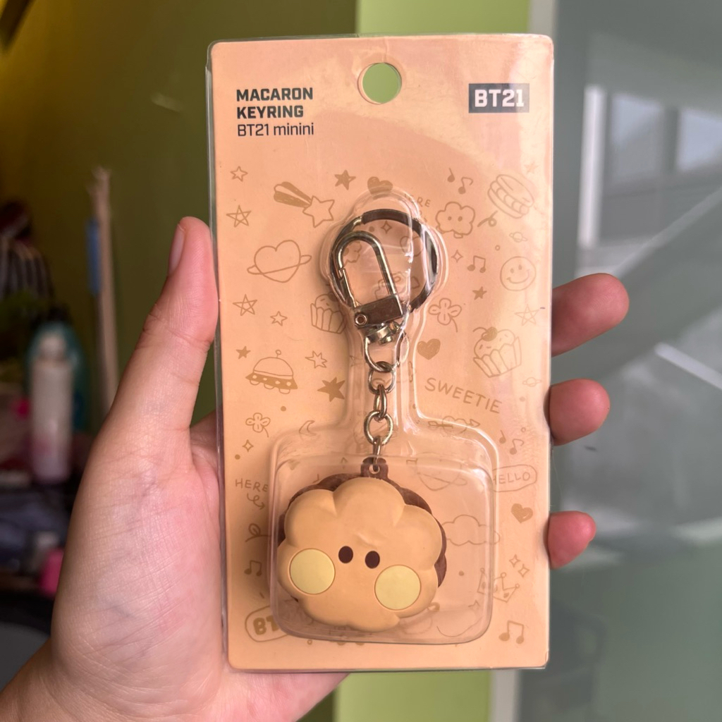 FREEBOOK READY STOK BT21 KOYA COOKY SHOOKY MACARON KEYRING