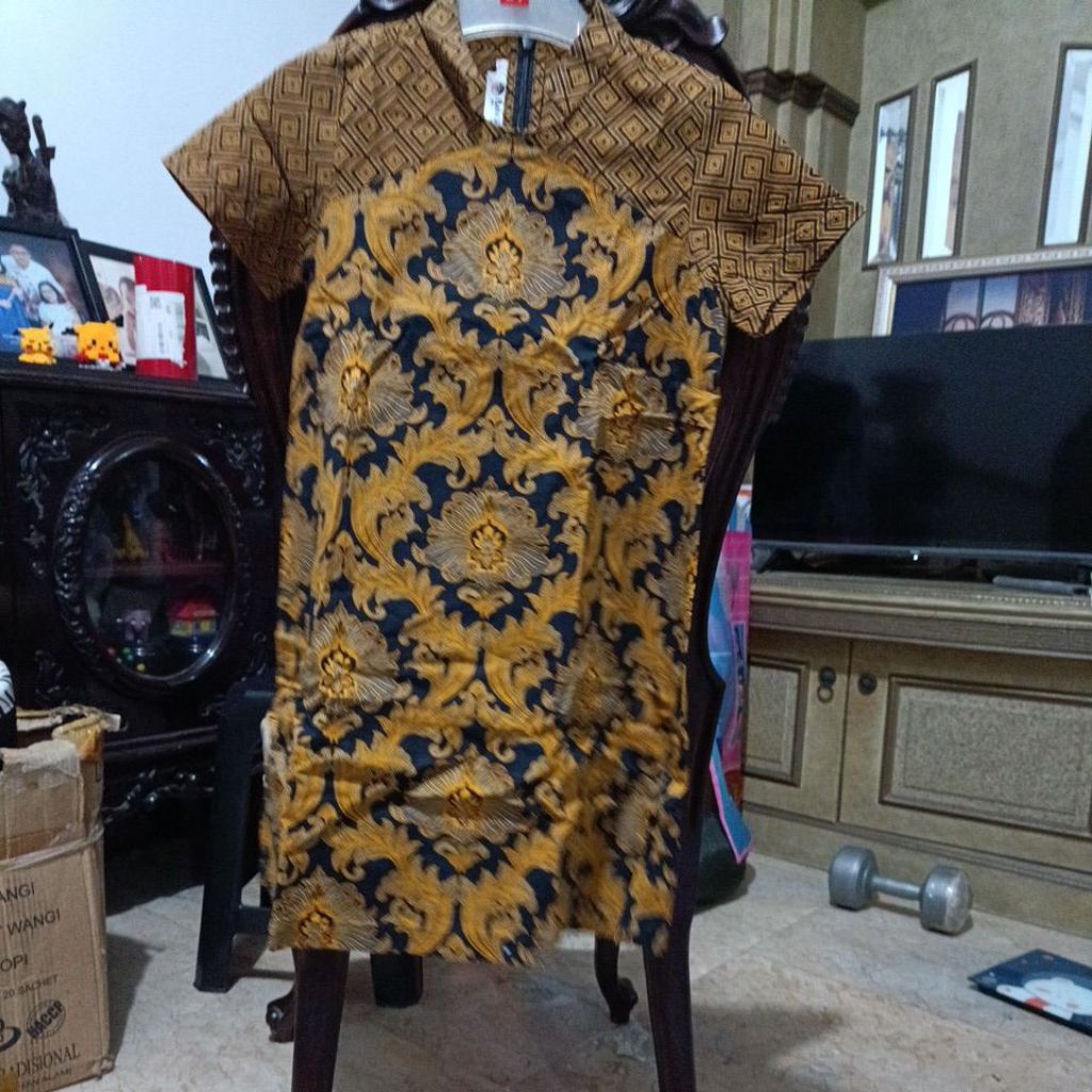 Prelove Baju Dress Batik Anak Cewek Wanita Premium Seken Merk Batik Keris Asli Original kondisi Bagu