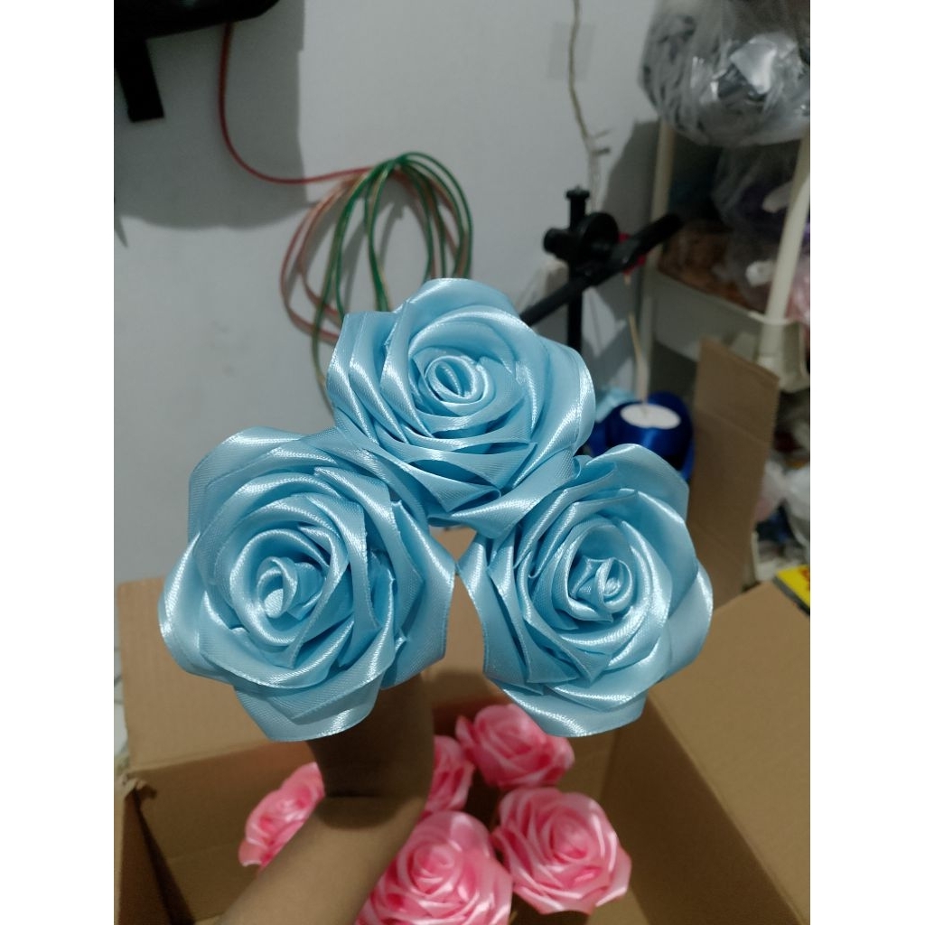 Bunga Pita Satin Besar