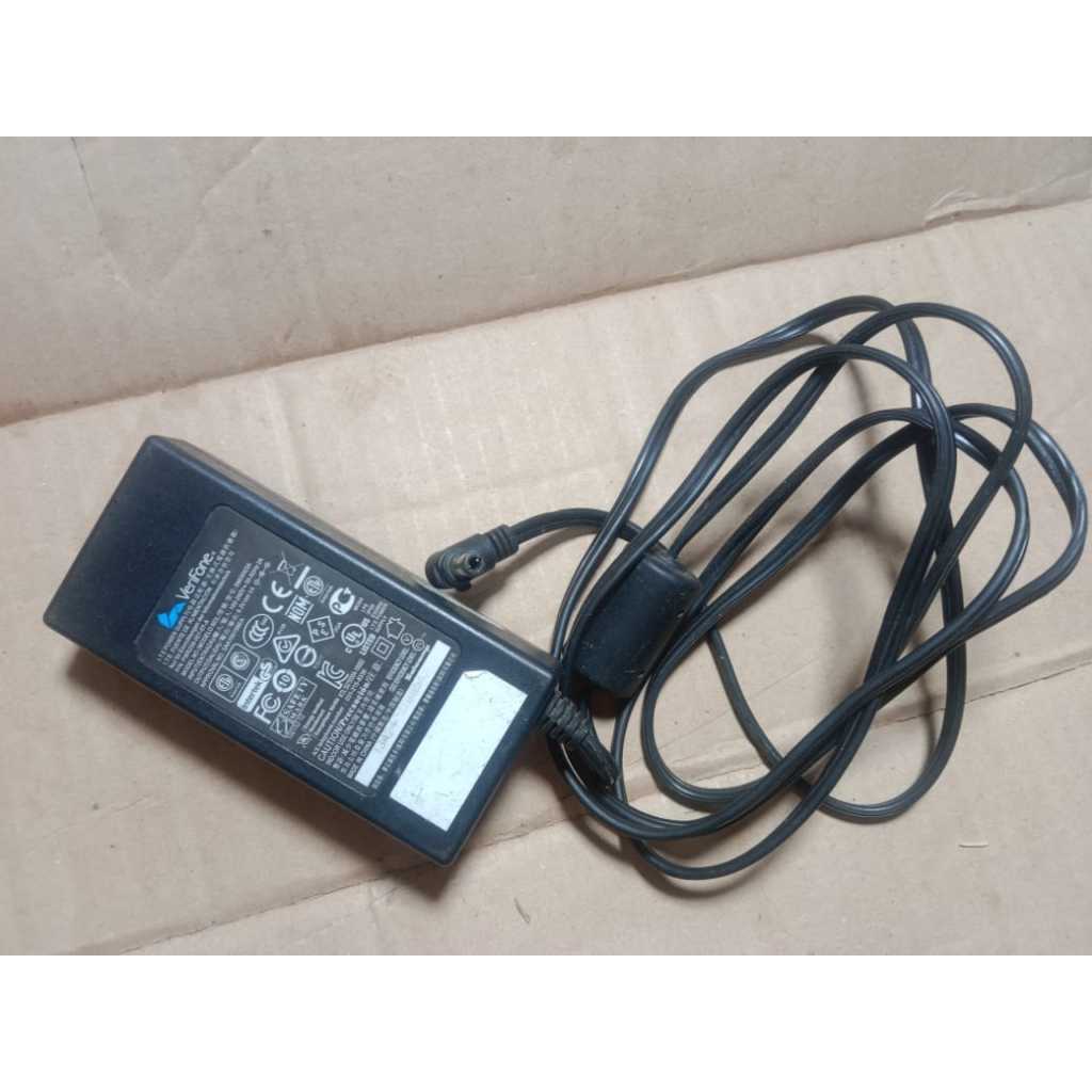 adaptor verifone 9.3v 4A power supply verifone 9v 4A