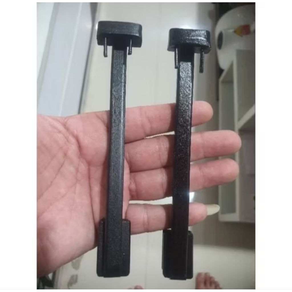 cantolan cepuk gantung branjangan holder stoper wadah makan tempat minum di atas pasir kipu