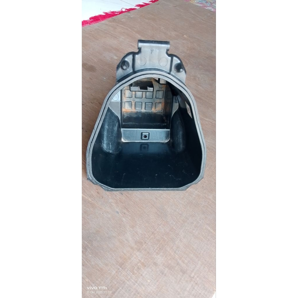 Bok Box Bagasi Wadah Aki Honda Revo Absolute Original Copotan Motor