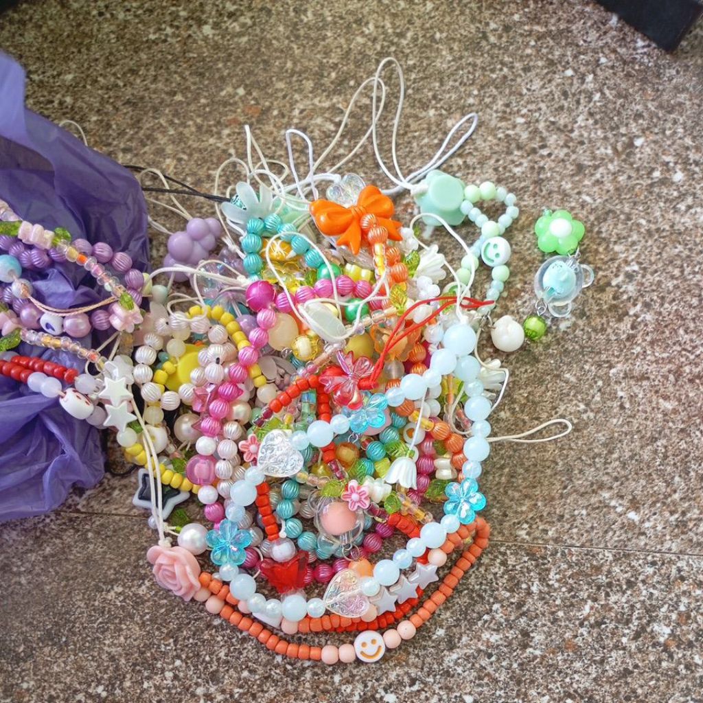 PROMO CUCI GUDANG Gantungan Hp