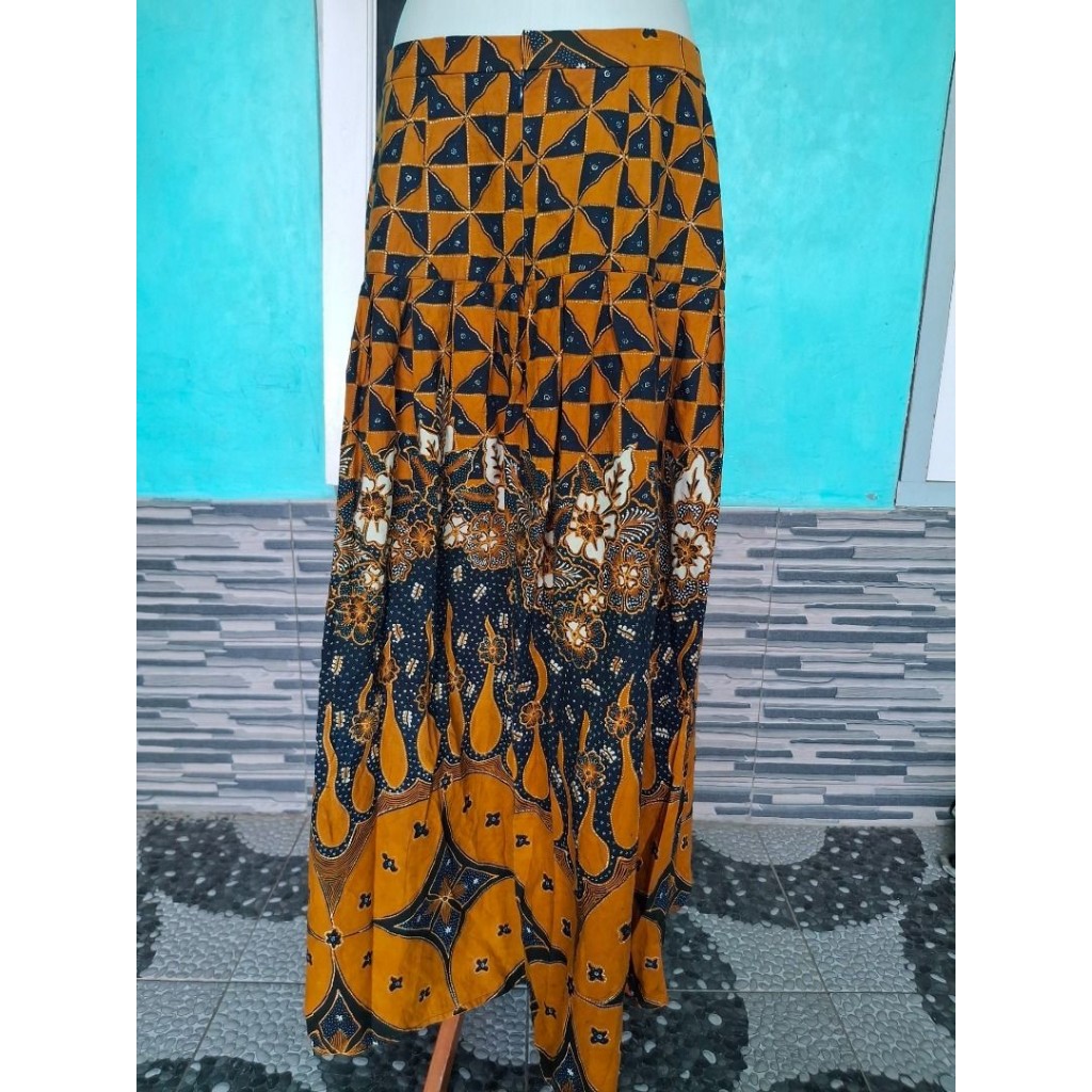 Preloved Rok Batik Coklat Mayung