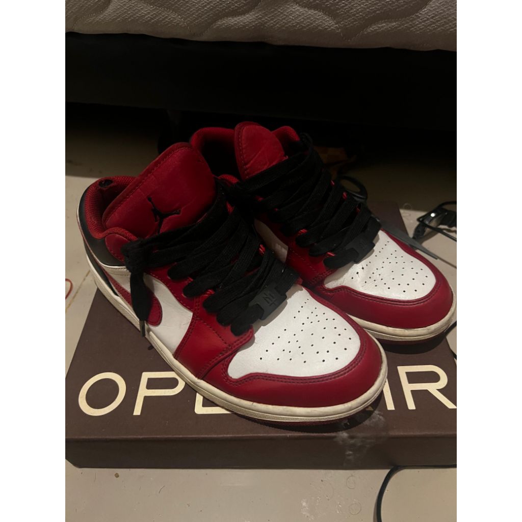 Nike Air Jordan 1 Low Bulls Original