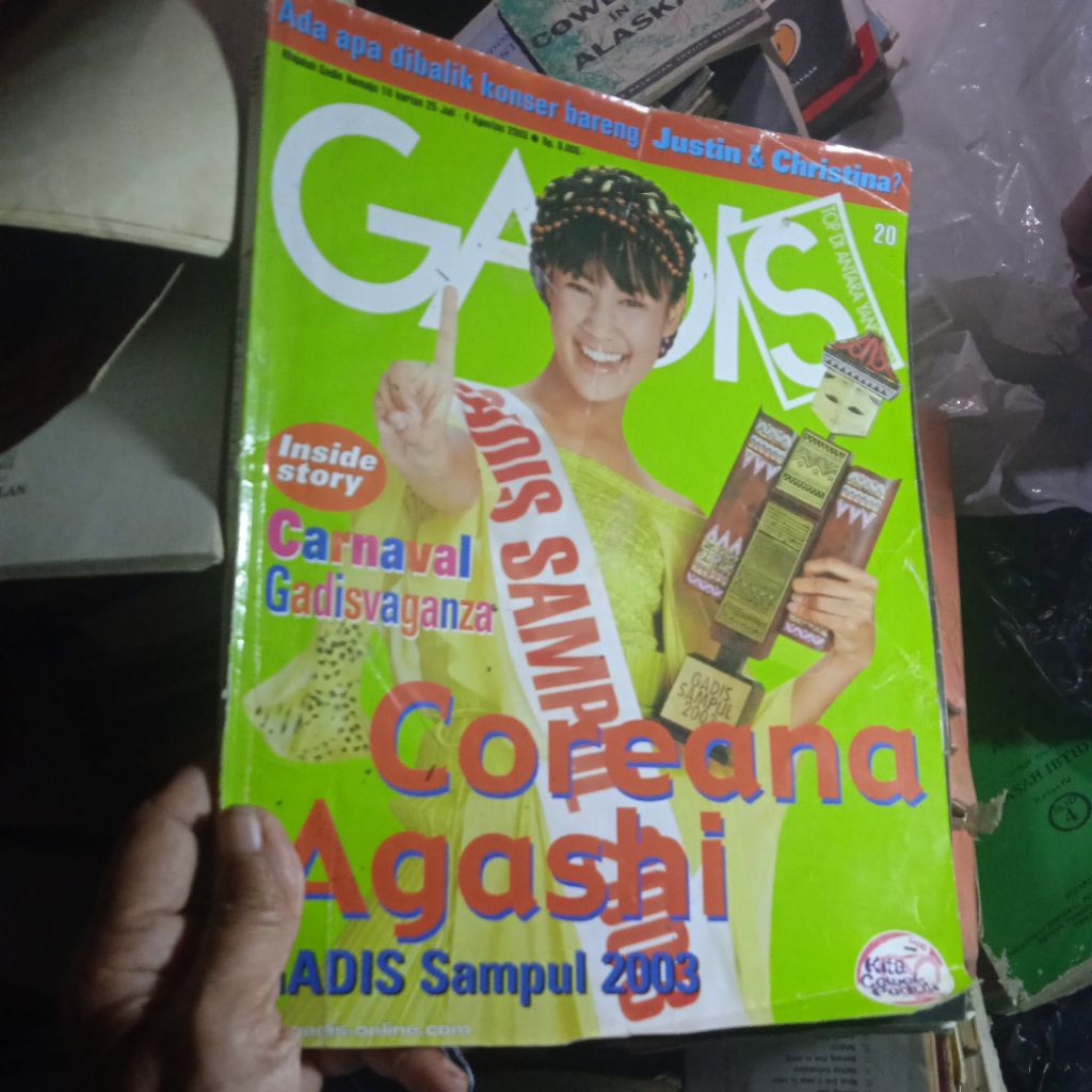 majalah Gadis jadul,Coreana Agashi Gadis Sampul 2003, Konser bareng Justin & Christina
