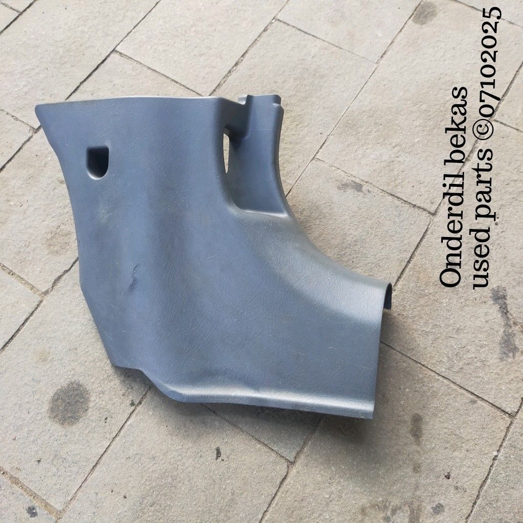 cowl side trim kanan Honda Civic vtis 2001