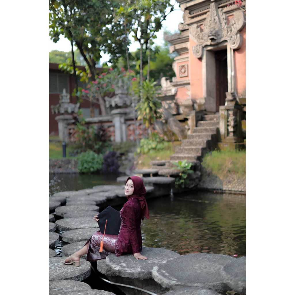 Kebaya Kutu Baru Preloved