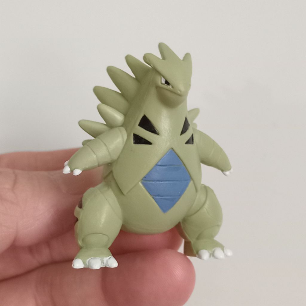 pokemon Moncolle EX box tyranitar