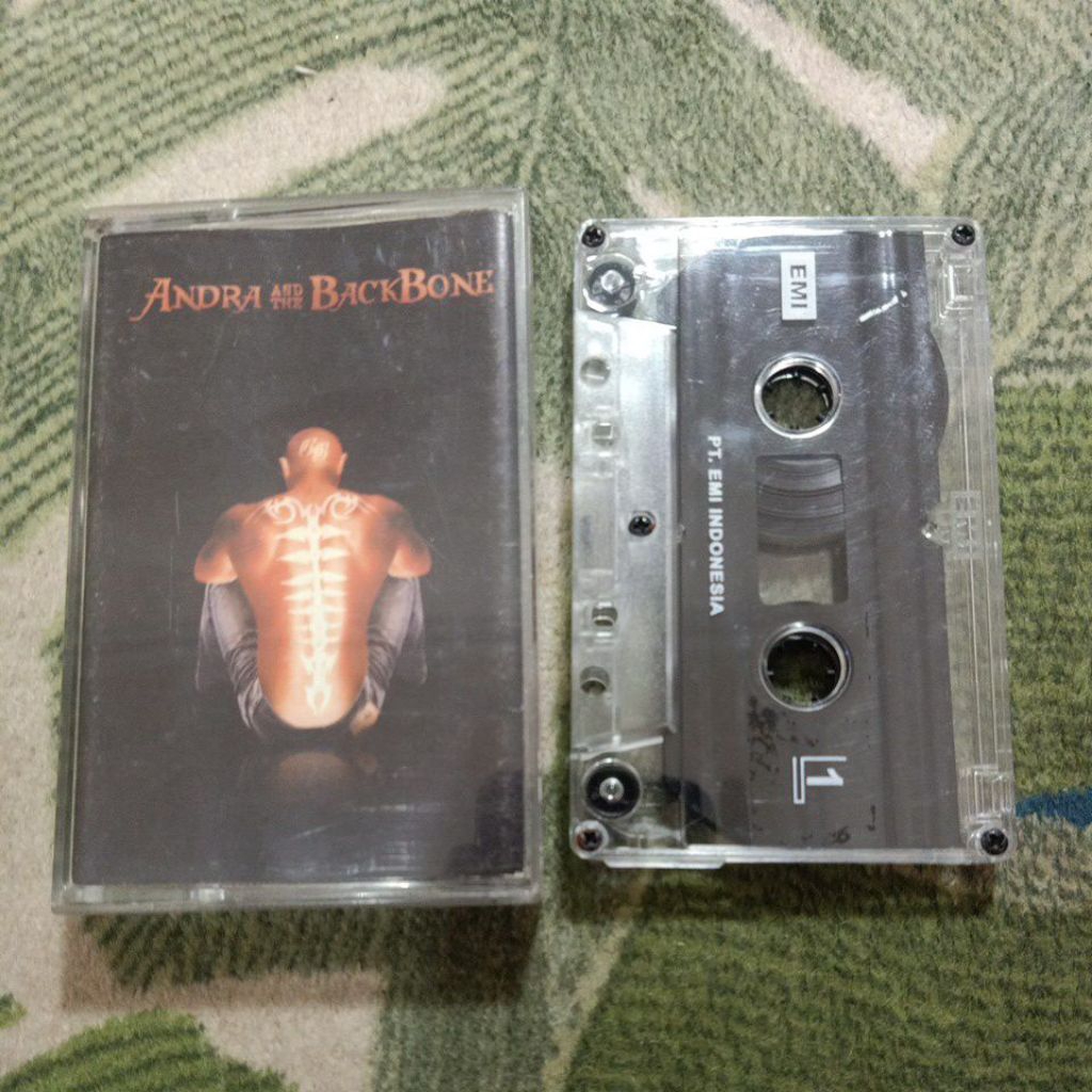 KASET PITA ANDRA AND THE BACKBONE