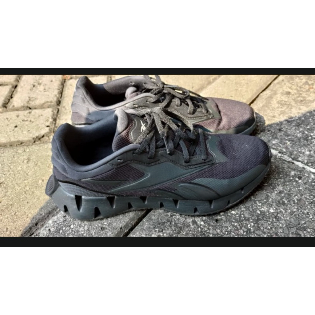 SECOND - Sepatu Reebok Original Made In Thailand