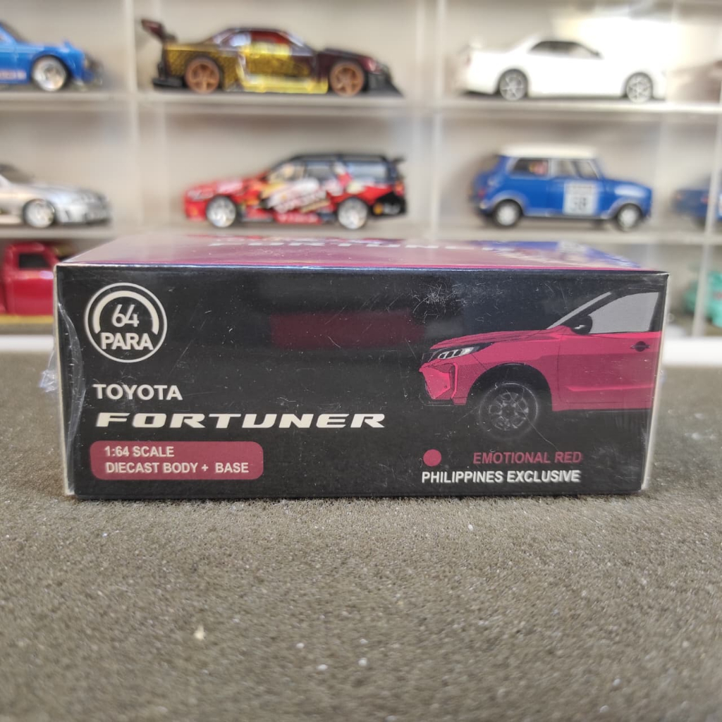 Para64 Toyota Fortuner 2023 (RHD) Red