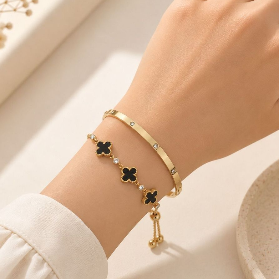 Set Gelang Serut Titanium Daun Clover Tahan Karat dan Alergi