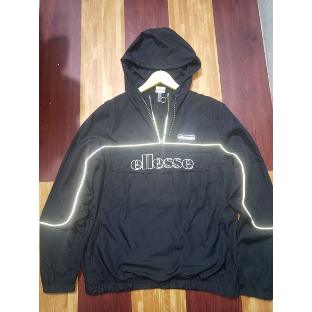 Ellesee_SIMRONI