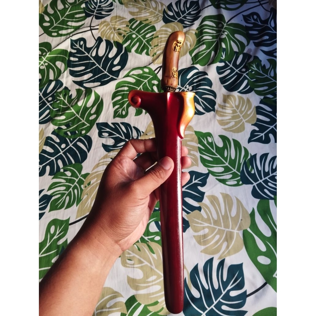 Keris Patrem Bilah Sepuh