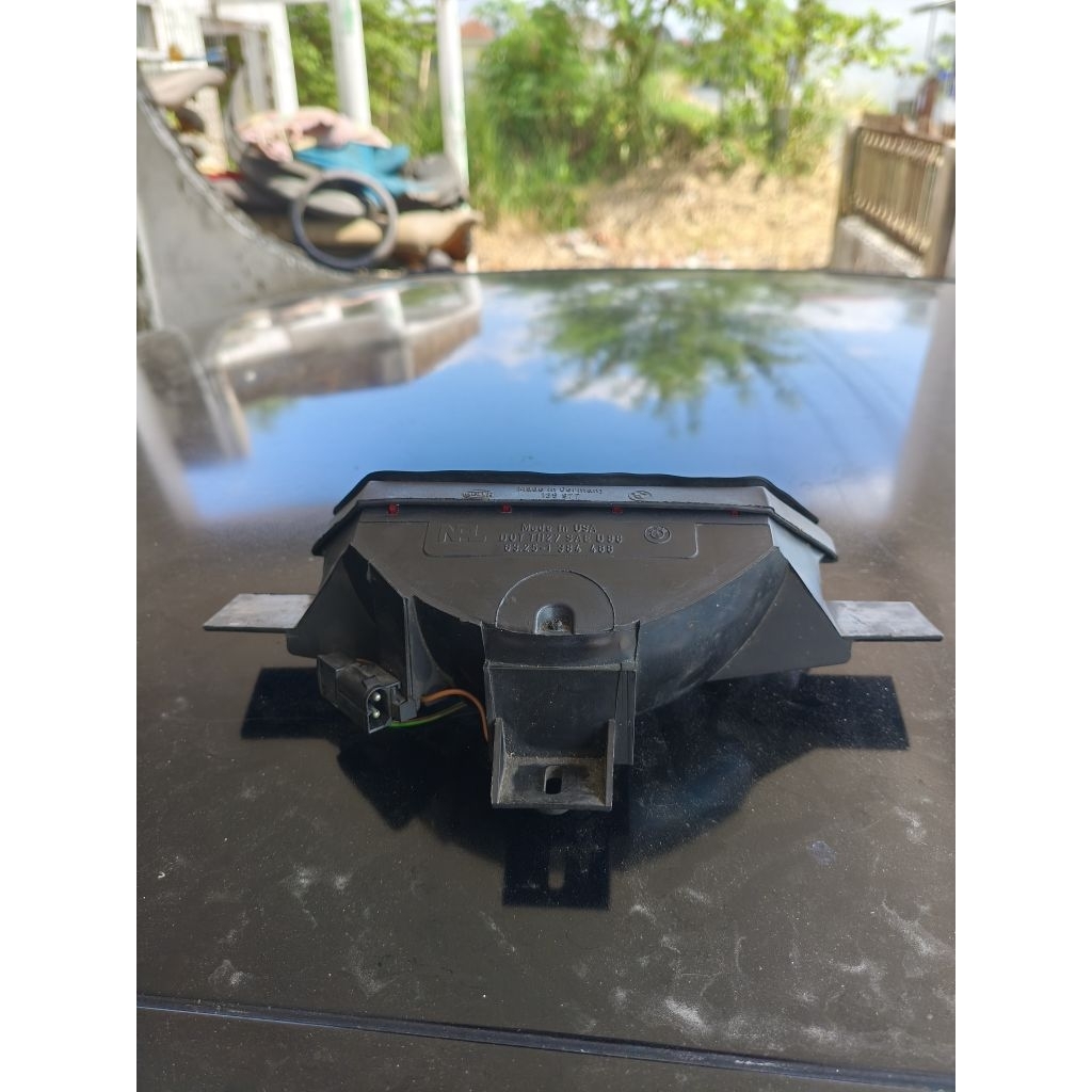 lampu rem tengah bmw e34 520i 518i 530i
