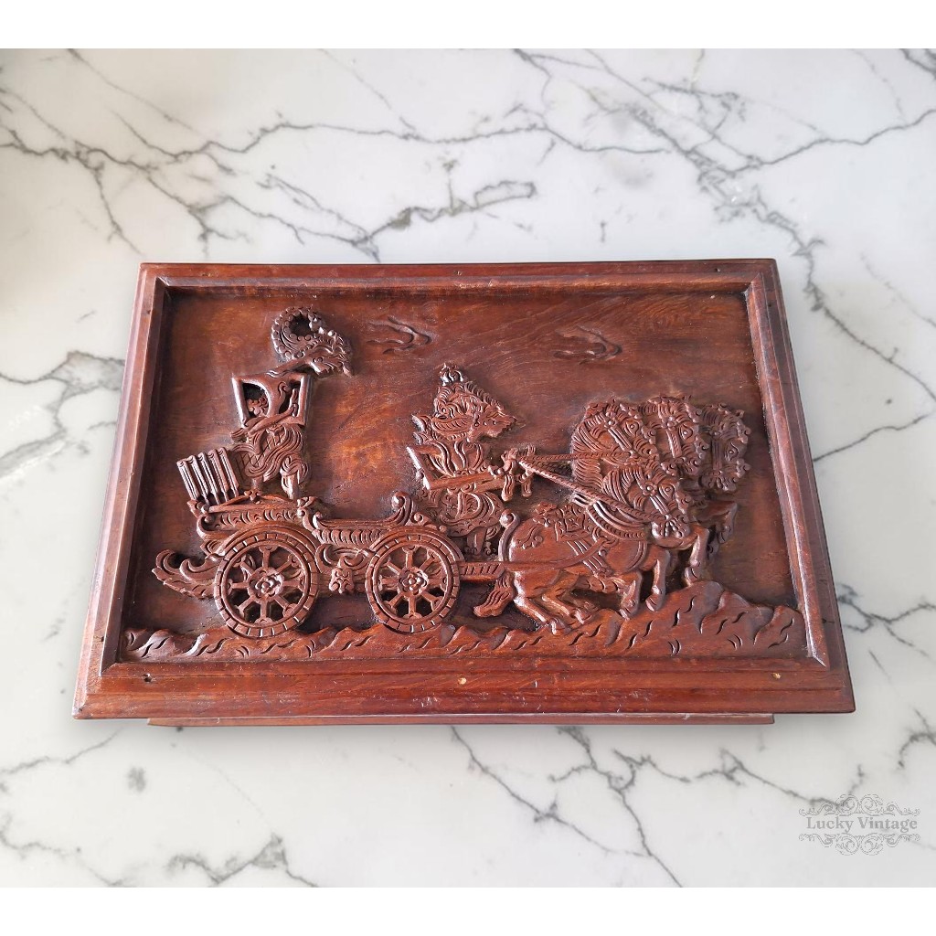 Vintage Antik Kotak Perhiasan Ukiran Relief Mahabharata Krishna and Arjuna Lawas