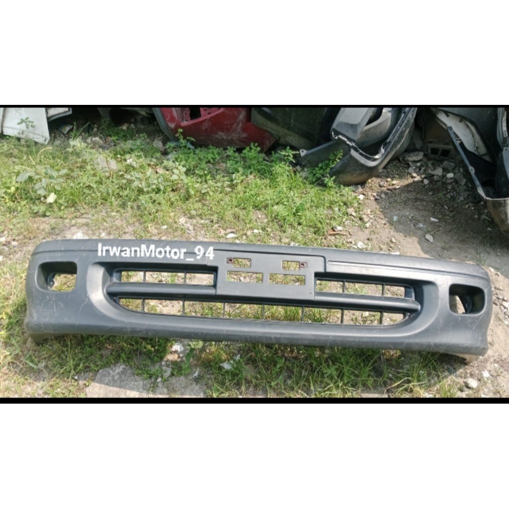 Bumper Bemper depan Toyota Starlet Kapsul Tahun 1994