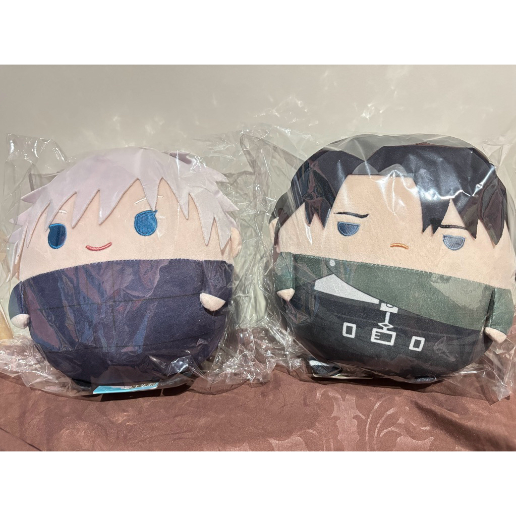 Official Fuwakororin size M Gojo Satoru dan Levi Ackerman Fuwa Jujutsu Kaisen Attack On Titan JJK AO